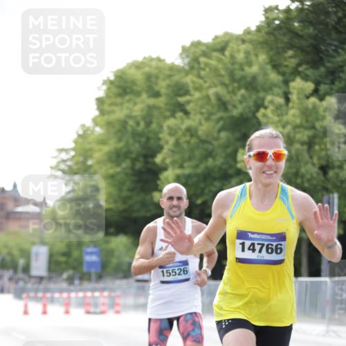 29.06.2025 - hella hamburg halbmarathon Jannik Wohlers http://msf.ph/oto/8164004 29.06.2025 09:40:30 Lombardsbrücke 11829, 14360, 14766, 15526, 17771 meine-sportfotos.de