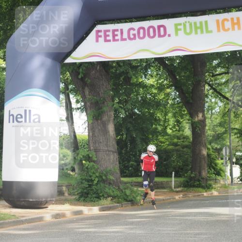 29.06.2025 - hella hamburg halbmarathon KatJ http://msf.ph/oto/8164070 29.06.2025 09:13:43 Zwischen KM18-KM19  meine-sportfotos.de