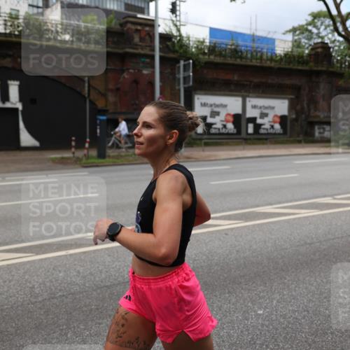 29.06.2025 - hella hamburg halbmarathon Yannick Fuchs http://msf.ph/oto/8164075 29.06.2025 10:39:56 20KM 2188, 2270, 2367, 2470, 2590, 2707, 3056, 3186, 4277, 4854, 5623, 5648, 5706, 6054, 6071, 6290, 6819, 6831, 7056, 7385, 7709, 8374, 9105, 9585, 9710, 11291, 11495, 11821, 12643, 12783, 13919, 14374, 14385, 14764, 15365, 15563, 15636, 16513, 16617, 16725, 17499, 17544, 17674, 17835, 17960, 18081, 18185, 18346, 18407, 18637, 18862, 18878, 19116 meine-sportfotos.de