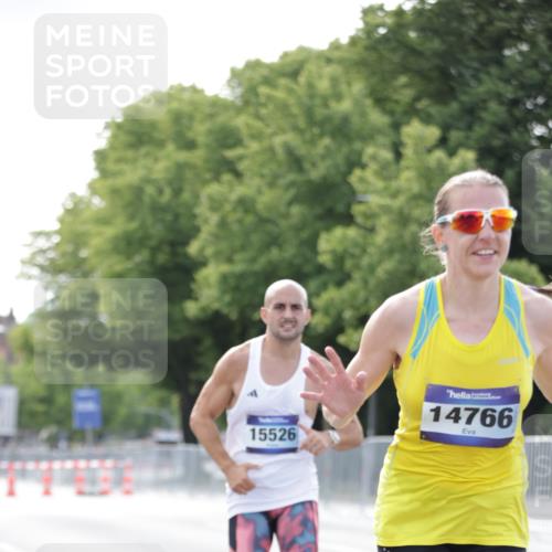 29.06.2025 - hella hamburg halbmarathon Jannik Wohlers http://msf.ph/oto/8164097 29.06.2025 09:40:30 Lombardsbrücke 11829, 14360, 14766, 15526, 17771 meine-sportfotos.de