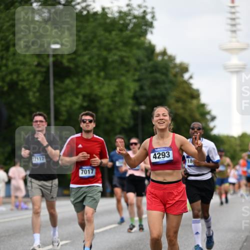 29.06.2025 - hella hamburg halbmarathon Dr. Thomas Lammeyer http://msf.ph/oto/8164098 29.06.2025 10:09:06 Kennedybrücke 1126, 1316, 1347, 1559, 2424, 2463, 2540, 2698, 2852, 3071, 3994, 4293, 4394, 4538, 6907, 6908, 7017, 7826, 8089, 9280, 10100, 10709, 10834, 11088 meine-sportfotos.de