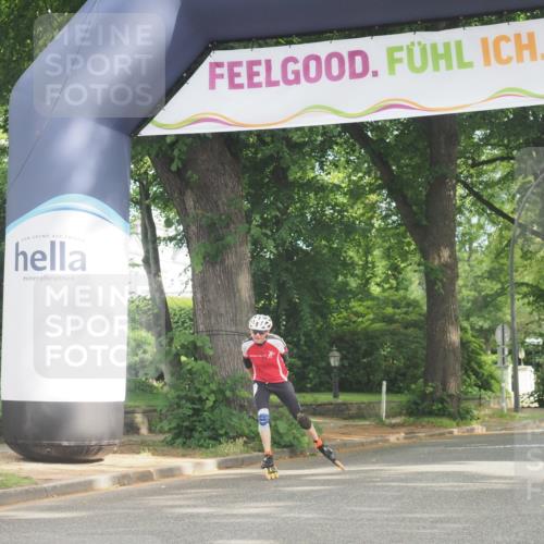 29.06.2025 - hella hamburg halbmarathon KatJ http://msf.ph/oto/8164137 29.06.2025 09:13:43 Zwischen KM18-KM19  meine-sportfotos.de