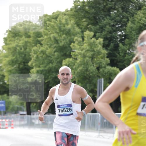 29.06.2025 - hella hamburg halbmarathon Jannik Wohlers http://msf.ph/oto/8164217 29.06.2025 09:40:30 Lombardsbrücke 11829, 14360, 14766, 15526, 17771 meine-sportfotos.de