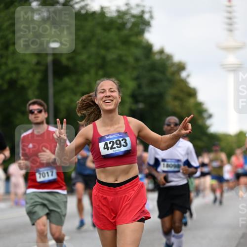 29.06.2025 - hella hamburg halbmarathon Dr. Thomas Lammeyer http://msf.ph/oto/8164326 29.06.2025 10:09:07 Kennedybrücke 1126, 1213, 1347, 1559, 2424, 2463, 2540, 2698, 2852, 3071, 3994, 4293, 4394, 4538, 6907, 6908, 7017, 7826, 9280, 10100, 10709, 10834, 11088 meine-sportfotos.de