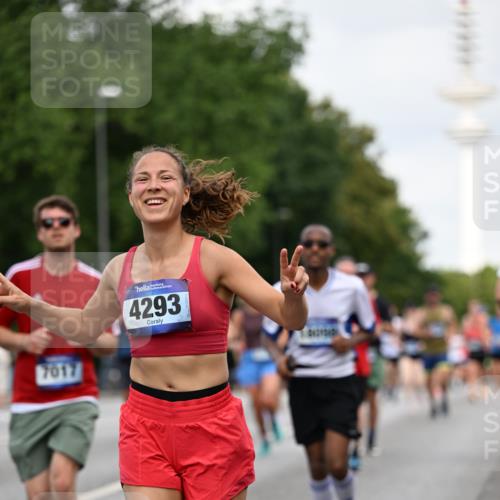 29.06.2025 - hella hamburg halbmarathon Dr. Thomas Lammeyer http://msf.ph/oto/8164379 29.06.2025 10:09:08 Kennedybrücke 1126, 1213, 1347, 1559, 2424, 2463, 2540, 2852, 3071, 3994, 4293, 4394, 4538, 5869, 6907, 6908, 7017, 7826, 9280, 10100, 10709, 10834, 11088 meine-sportfotos.de