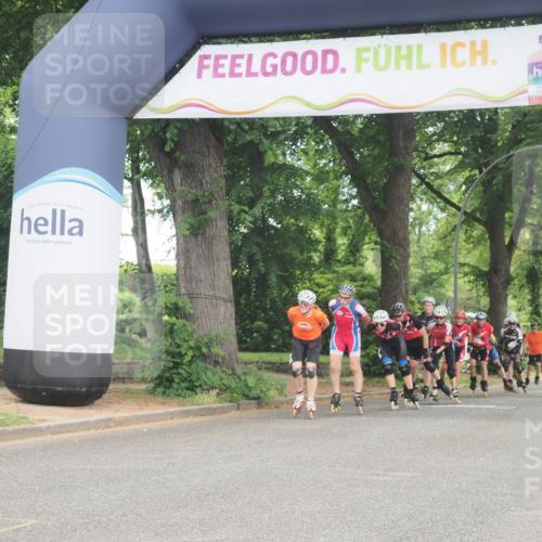 29.06.2025 - hella hamburg halbmarathon KatJ http://msf.ph/oto/8164423 29.06.2025 09:14:19 Zwischen KM18-KM19  meine-sportfotos.de