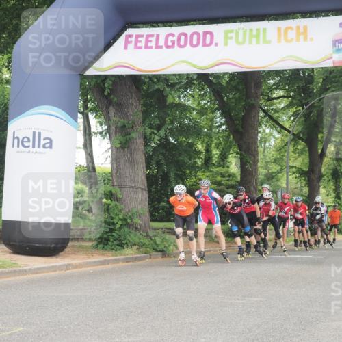 29.06.2025 - hella hamburg halbmarathon KatJ http://msf.ph/oto/8164444 29.06.2025 09:14:19 Zwischen KM18-KM19  meine-sportfotos.de