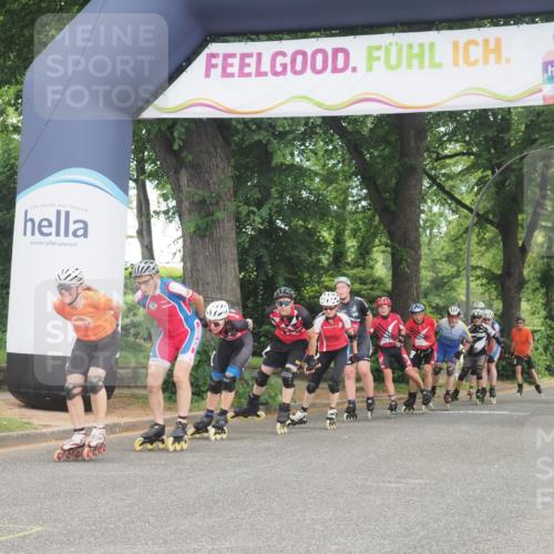 29.06.2025 - hella hamburg halbmarathon KatJ http://msf.ph/oto/8164553 29.06.2025 09:14:19 Zwischen KM18-KM19  meine-sportfotos.de