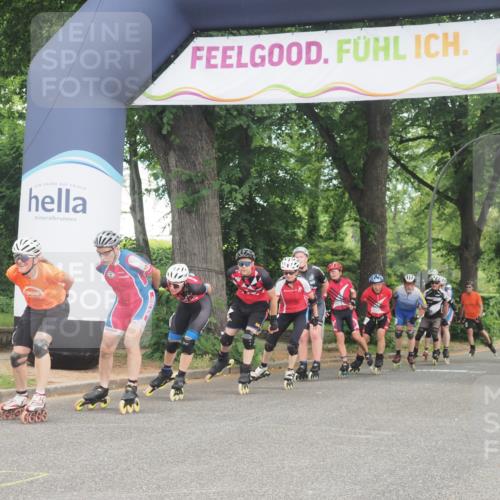 29.06.2025 - hella hamburg halbmarathon KatJ http://msf.ph/oto/8164587 29.06.2025 09:14:19 Zwischen KM18-KM19  meine-sportfotos.de