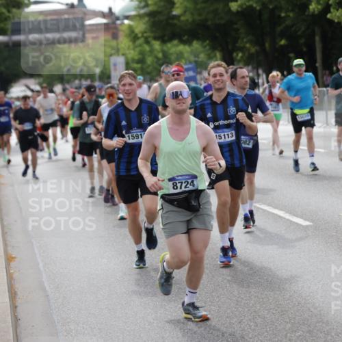 29.06.2025 - hella hamburg halbmarathon Jannik Wohlers http://msf.ph/oto/8164588 29.06.2025 10:20:31 Lombardsbrücke 2101, 2325, 2923, 2945, 3247, 3813, 4082, 4350, 5041, 5061, 6608, 7608, 8113, 8724, 8940, 9005, 9011, 9236, 9981, 10050, 10350, 10585, 11145, 12694, 12844, 13057, 13508, 14138, 14157, 14246, 14342, 14344, 14610, 14611, 14615, 14670, 14986, 15020, 15470, 15767, 15913, 16256, 16896, 16950, 17035, 17095, 17155, 17367, 17832, 18141, 18305, 18397, 18620, 19124, 19125, 19131, 19132 meine-sportfotos.de
