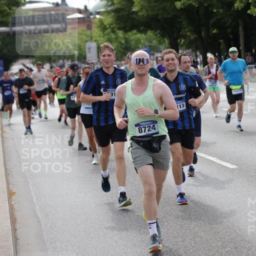 29.06.2025 - hella hamburg halbmarathon Jannik Wohlers http://msf.ph/oto/8164648 29.06.2025 10:20:31 Lombardsbrücke 2101, 2325, 2923, 2945, 3247, 3813, 4082, 4350, 5041, 5061, 6608, 7608, 8113, 8724, 8940, 9005, 9011, 9236, 9981, 10050, 10350, 10585, 11145, 12694, 12844, 13057, 13508, 14138, 14157, 14246, 14342, 14344, 14610, 14611, 14615, 14670, 14986, 15020, 15470, 15767, 15913, 16256, 16896, 16950, 17035, 17095, 17155, 17367, 17832, 18141, 18305, 18397, 18620, 19124, 19125, 19131, 19132 meine-sportfotos.de