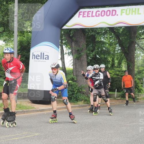 29.06.2025 - hella hamburg halbmarathon KatJ http://msf.ph/oto/8164770 29.06.2025 09:14:21 Zwischen KM18-KM19  meine-sportfotos.de