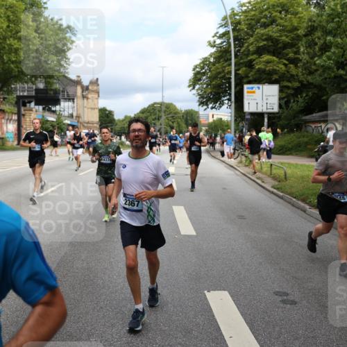 29.06.2025 - hella hamburg halbmarathon Yannick Fuchs http://msf.ph/oto/8164867 29.06.2025 10:40:07 20KM 1569, 1600, 1920, 2138, 2270, 2367, 2590, 2707, 3056, 3186, 3477, 4277, 4345, 4854, 5648, 6054, 6071, 6290, 6460, 6711, 7056, 7385, 7450, 8374, 9585, 10792, 10796, 11495, 11773, 11821, 11936, 12084, 12277, 13525, 14200, 14374, 14385, 14764, 14911, 15563, 15636, 15741, 16513, 16624, 17499, 17674, 17835, 18081, 18346, 18637, 18878 meine-sportfotos.de