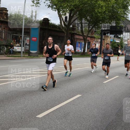 29.06.2025 - hella hamburg halbmarathon Yannick Fuchs http://msf.ph/oto/8165042 29.06.2025 10:40:10 20KM 1569, 1600, 1920, 2048, 2138, 2189, 2270, 2367, 2590, 2707, 3056, 3186, 3477, 4277, 4345, 4854, 5648, 6071, 6290, 6460, 6711, 7056, 7385, 7450, 8269, 8374, 8668, 9585, 10792, 10796, 11495, 11773, 11936, 12084, 12277, 13525, 14200, 14228, 14374, 14385, 14462, 14764, 14911, 15563, 15636, 15741, 16513, 16624, 17499, 17674, 17835, 18081, 18346, 18637, 18878 meine-sportfotos.de
