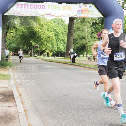 29.06.2025 - hella hamburg halbmarathon MichiJ http://msf.ph/oto/8165048 29.06.2025 10:13:37 Zwischen KM18-KM19 2459, 6699, 6816, 9447, 16169 meine-sportfotos.de