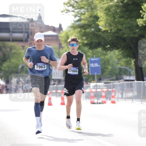 29.06.2025 - hella hamburg halbmarathon Jannik Wohlers http://msf.ph/oto/8165073 29.06.2025 09:40:46 Lombardsbrücke 7834, 7963, 14766, 15526, 17886 meine-sportfotos.de