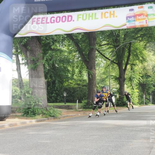 29.06.2025 - hella hamburg halbmarathon KatJ http://msf.ph/oto/8165074 29.06.2025 09:14:55 Zwischen KM18-KM19  meine-sportfotos.de