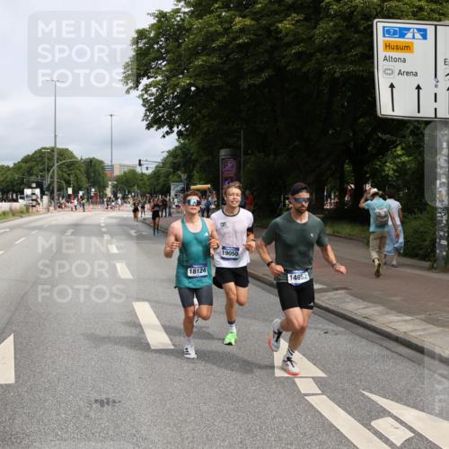 29.06.2025 - hella hamburg halbmarathon Yannick Fuchs http://msf.ph/oto/8165077 29.06.2025 10:22:24 20KM 5344, 9079, 9097, 9804, 10485, 10848, 12341, 13956, 14019, 14828, 15136, 18037, 18124, 19050 meine-sportfotos.de