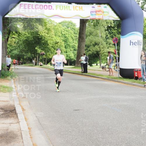 29.06.2025 - hella hamburg halbmarathon MichiJ http://msf.ph/oto/8165099 29.06.2025 10:13:41 Zwischen KM18-KM19 2459, 6816, 9447, 16169 meine-sportfotos.de