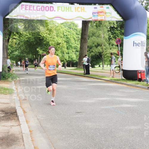 29.06.2025 - hella hamburg halbmarathon MichiJ http://msf.ph/oto/8165323 29.06.2025 10:13:51 Zwischen KM18-KM19 18328 meine-sportfotos.de