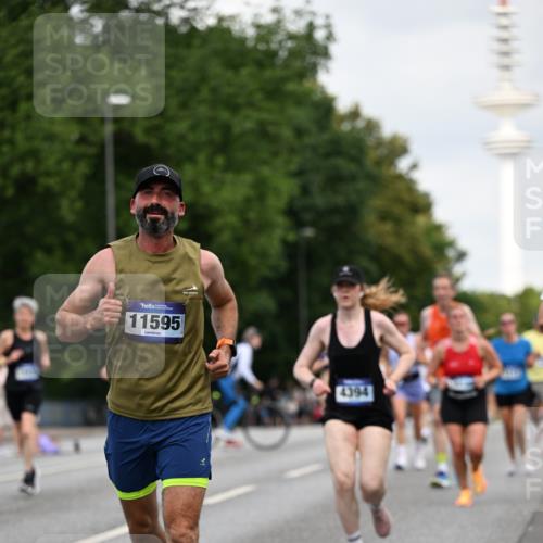 29.06.2025 - hella hamburg halbmarathon Dr. Thomas Lammeyer http://msf.ph/oto/8165327 29.06.2025 10:09:16 Kennedybrücke 1126, 1213, 1347, 1559, 2298, 2424, 2540, 2852, 3071, 3578, 4293, 4394, 4538, 5869, 6059, 6907, 6908, 7017, 7826, 8316, 9007, 9165, 9680, 10694, 10834, 11088 meine-sportfotos.de