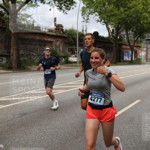 29.06.2025 - hella hamburg halbmarathon Yannick Fuchs http://msf.ph/oto/8165336 29.06.2025 10:40:13 20KM 1569, 1600, 1920, 2048, 2138, 2189, 2270, 2590, 2707, 3056, 3186, 3477, 4277, 4345, 4854, 6071, 6290, 6460, 6532, 6711, 7056, 7385, 7450, 8269, 8374, 8577, 8668, 9585, 10792, 10796, 11094, 11495, 11773, 11936, 12084, 12277, 13525, 14062, 14200, 14228, 14385, 14462, 14764, 14804, 14911, 15563, 15741, 16513, 16624, 17499, 17674, 17835, 18081, 18346, 18637, 18878 meine-sportfotos.de