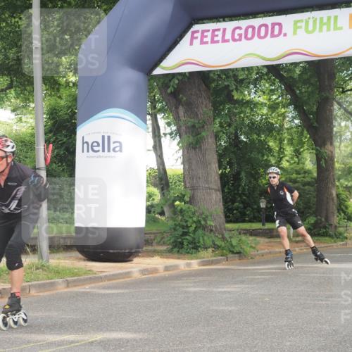 29.06.2025 - hella hamburg halbmarathon KatJ http://msf.ph/oto/8165397 29.06.2025 09:14:58 Zwischen KM18-KM19  meine-sportfotos.de