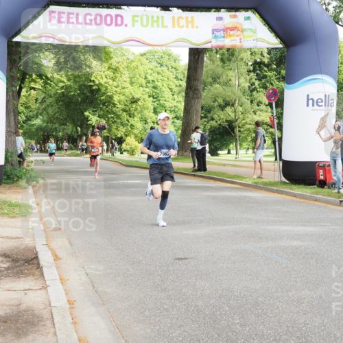29.06.2025 - hella hamburg halbmarathon MichiJ http://msf.ph/oto/8165520 29.06.2025 10:13:57 Zwischen KM18-KM19 18328 meine-sportfotos.de
