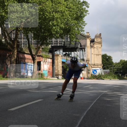 29.06.2025 - hella hamburg halbmarathon Yannick Fuchs http://msf.ph/oto/8165589 29.06.2025 09:04:42 20KM  meine-sportfotos.de