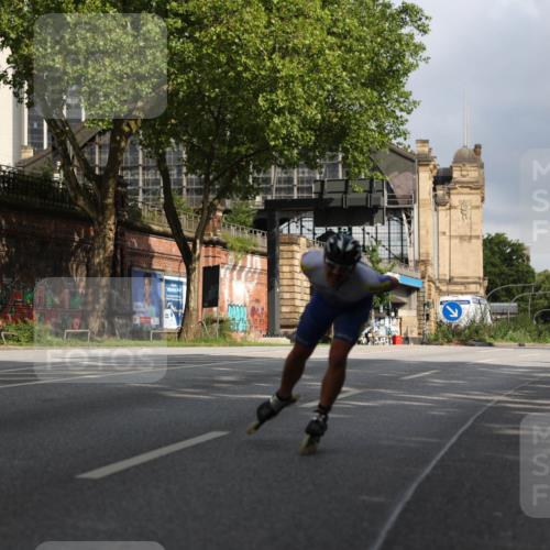 29.06.2025 - hella hamburg halbmarathon Yannick Fuchs http://msf.ph/oto/8165615 29.06.2025 09:04:42 20KM  meine-sportfotos.de