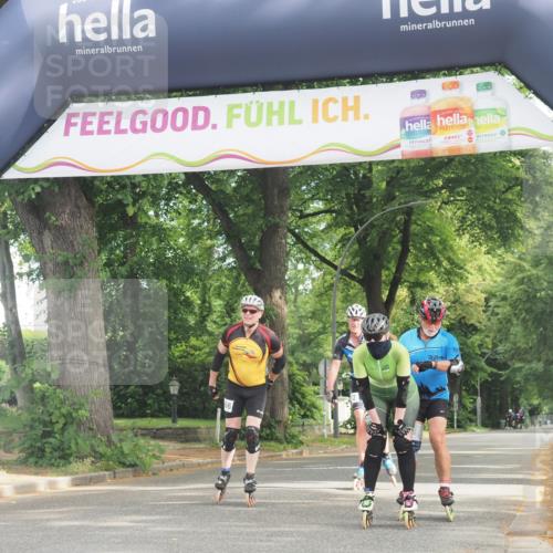 29.06.2025 - hella hamburg halbmarathon KatJ http://msf.ph/oto/8165619 29.06.2025 09:15:09 Zwischen KM18-KM19  meine-sportfotos.de