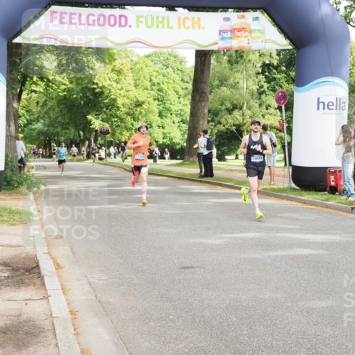 29.06.2025 - hella hamburg halbmarathon MichiJ http://msf.ph/oto/8165628 29.06.2025 10:13:59 Zwischen KM18-KM19 7963, 11678, 18328 meine-sportfotos.de