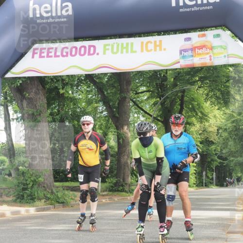 29.06.2025 - hella hamburg halbmarathon KatJ http://msf.ph/oto/8165689 29.06.2025 09:15:09 Zwischen KM18-KM19  meine-sportfotos.de