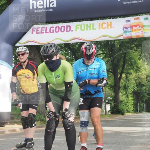29.06.2025 - hella hamburg halbmarathon KatJ http://msf.ph/oto/8165760 29.06.2025 09:15:10 Zwischen KM18-KM19  meine-sportfotos.de