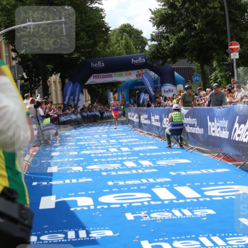 29.06.2025 - hella hamburg halbmarathon Zöllner http://msf.ph/oto/8165947 29.06.2025 10:09:00 Ziel 29 meine-sportfotos.de