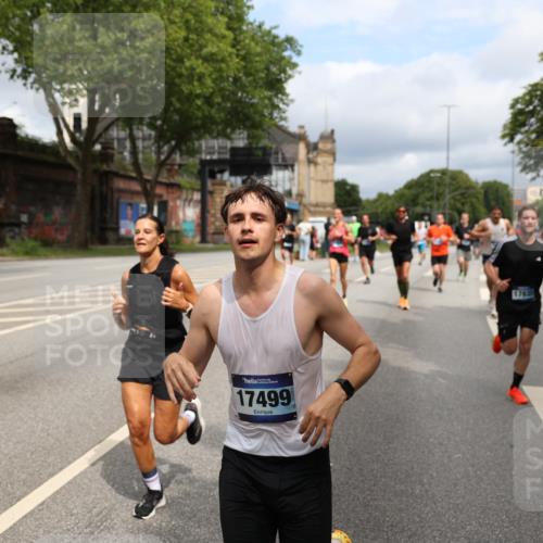 29.06.2025 - hella hamburg halbmarathon Yannick Fuchs http://msf.ph/oto/8165949 29.06.2025 10:40:20 20KM 1569, 1600, 1759, 1920, 2048, 2138, 2189, 2590, 3056, 3477, 4345, 4854, 6071, 6290, 6460, 6532, 6711, 7385, 7450, 7961, 8269, 8577, 8668, 9585, 10792, 10796, 11094, 11125, 11495, 11773, 11936, 12084, 12277, 13525, 14062, 14200, 14228, 14462, 14804, 14911, 15563, 15741, 16624, 17190, 17499, 17674, 17835, 18081, 18637, 19128 meine-sportfotos.de