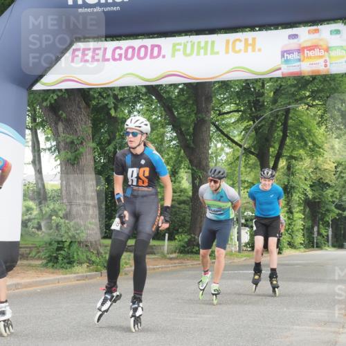 29.06.2025 - hella hamburg halbmarathon KatJ http://msf.ph/oto/8166053 29.06.2025 09:15:26 Zwischen KM18-KM19  meine-sportfotos.de