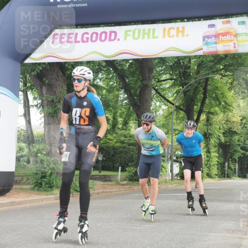 29.06.2025 - hella hamburg halbmarathon KatJ http://msf.ph/oto/8166064 29.06.2025 09:15:26 Zwischen KM18-KM19  meine-sportfotos.de