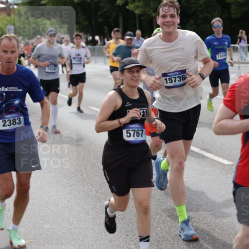 29.06.2025 - hella hamburg halbmarathon Jannik Wohlers http://msf.ph/oto/8166087 29.06.2025 10:20:42 Lombardsbrücke 1028, 1266, 1658, 2383, 2956, 2986, 3161, 3453, 3813, 4082, 4350, 5041, 5061, 5767, 6275, 6308, 7228, 7608, 8724, 8726, 9005, 9011, 9108, 9236, 9501, 10585, 10602, 11698, 11775, 12175, 12395, 12561, 12694, 13057, 13448, 13508, 14499, 14519, 14809, 14819, 14986, 15020, 15387, 15470, 15736, 15767, 15913, 16256, 16600, 16896, 17035, 17341, 17367, 18170, 18305, 18397, 18784, 18809 meine-sportfotos.de