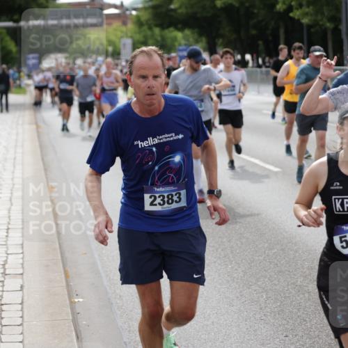 29.06.2025 - hella hamburg halbmarathon Jannik Wohlers http://msf.ph/oto/8166100 29.06.2025 10:20:42 Lombardsbrücke 1028, 1266, 1658, 2383, 2956, 2986, 3161, 3453, 3813, 4082, 4350, 5041, 5061, 5767, 6275, 6308, 7228, 7608, 8724, 8726, 9005, 9011, 9108, 9236, 9501, 10585, 10602, 11698, 11775, 12175, 12395, 12561, 12694, 13057, 13448, 13508, 14499, 14519, 14809, 14819, 14986, 15020, 15387, 15470, 15736, 15767, 15913, 16256, 16600, 16896, 17035, 17341, 17367, 18170, 18305, 18397, 18784, 18809 meine-sportfotos.de
