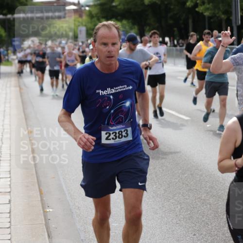 29.06.2025 - hella hamburg halbmarathon Jannik Wohlers http://msf.ph/oto/8166126 29.06.2025 10:20:42 Lombardsbrücke 1028, 1266, 1658, 2383, 2956, 2986, 3161, 3453, 3813, 4082, 4350, 5041, 5061, 5767, 6275, 6308, 7228, 7608, 8724, 8726, 9005, 9011, 9108, 9236, 9501, 10585, 10602, 11698, 11775, 12175, 12395, 12561, 12694, 13057, 13448, 13508, 14499, 14519, 14809, 14819, 14986, 15020, 15387, 15470, 15736, 15767, 15913, 16256, 16600, 16896, 17035, 17341, 17367, 18170, 18305, 18397, 18784, 18809 meine-sportfotos.de