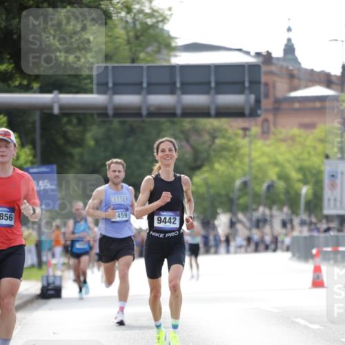29.06.2025 - hella hamburg halbmarathon Jannik Wohlers http://msf.ph/oto/8166182 29.06.2025 09:40:58 Lombardsbrücke 7834, 7963, 9442, 10234, 11624, 17856, 17886 meine-sportfotos.de
