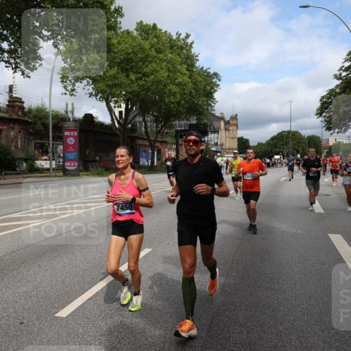 29.06.2025 - hella hamburg halbmarathon Yannick Fuchs http://msf.ph/oto/8166206 29.06.2025 10:40:23 20KM 1569, 1600, 1759, 1920, 2048, 2138, 2189, 2590, 3477, 4345, 6290, 6460, 6532, 6700, 6711, 7450, 7961, 8269, 8577, 8668, 10792, 10796, 11094, 11125, 11495, 11773, 11936, 12084, 12277, 13525, 13630, 14062, 14200, 14228, 14462, 14804, 14911, 15741, 16624, 17190, 17332, 17499, 17674, 17835, 18081, 19128 meine-sportfotos.de