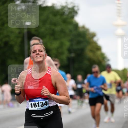 29.06.2025 - hella hamburg halbmarathon Dr. Thomas Lammeyer http://msf.ph/oto/8166261 29.06.2025 10:09:22 Kennedybrücke 1213, 1347, 1863, 2298, 2540, 3071, 3578, 4394, 5869, 6059, 6907, 6908, 7826, 8316, 8999, 9007, 9019, 9075, 9165, 9559, 9680, 10694, 11088 meine-sportfotos.de