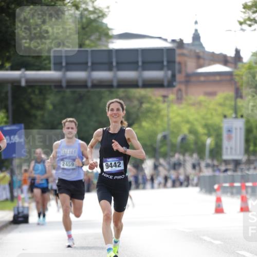 29.06.2025 - hella hamburg halbmarathon Jannik Wohlers http://msf.ph/oto/8166344 29.06.2025 09:40:58 Lombardsbrücke 7834, 7963, 9442, 10234, 11624, 17856, 17886 meine-sportfotos.de
