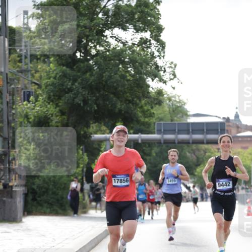 29.06.2025 - hella hamburg halbmarathon Jannik Wohlers http://msf.ph/oto/8166400 29.06.2025 09:40:59 Lombardsbrücke 2459, 7834, 7963, 9442, 10234, 11624, 17856, 17886 meine-sportfotos.de