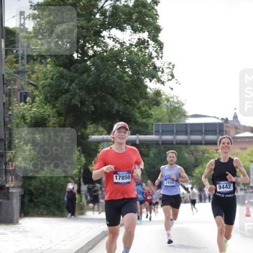 29.06.2025 - hella hamburg halbmarathon Jannik Wohlers http://msf.ph/oto/8166428 29.06.2025 09:40:59 Lombardsbrücke 2459, 7834, 7963, 9442, 10234, 11624, 17856, 17886 meine-sportfotos.de