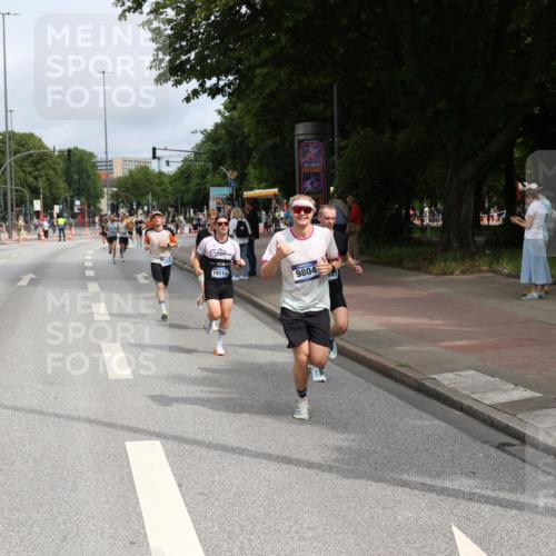 29.06.2025 - hella hamburg halbmarathon Yannick Fuchs http://msf.ph/oto/8166469 29.06.2025 10:22:45 20KM 1122, 2203, 4678, 5367, 7651, 8731, 9804, 10485, 10655, 12341, 13941, 14757, 15576, 15583, 17354, 17893, 18567, 18832, 19114 meine-sportfotos.de