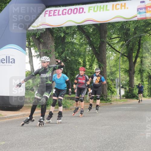 29.06.2025 - hella hamburg halbmarathon KatJ http://msf.ph/oto/8166493 29.06.2025 09:15:49 Zwischen KM18-KM19  meine-sportfotos.de