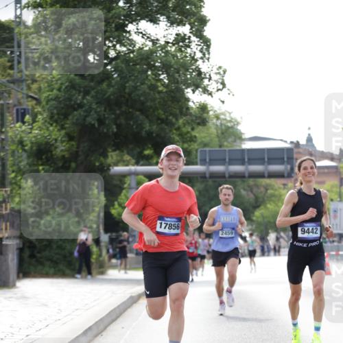29.06.2025 - hella hamburg halbmarathon Jannik Wohlers http://msf.ph/oto/8166532 29.06.2025 09:41:00 Lombardsbrücke 2459, 7963, 9442, 10234, 11624, 17856, 17886 meine-sportfotos.de